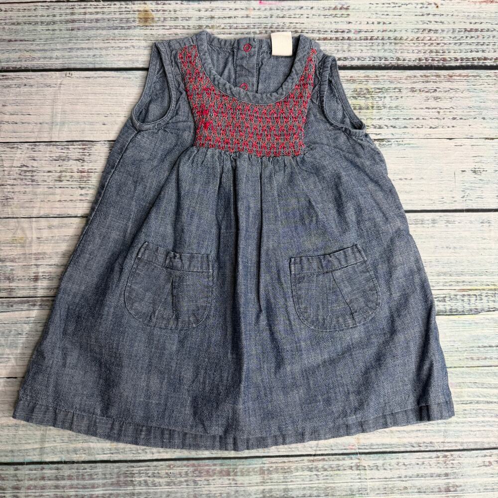 Tucker + Tate Baby Girls 12M Chambray Dress Smocked Embroidered Pockets